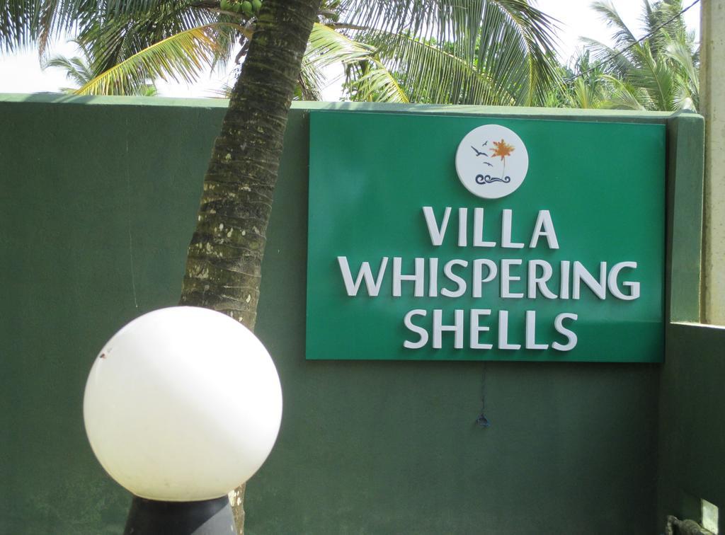 Whispering Shells Проживання в сім'ї Калутара